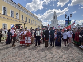 День России в Казанском Кремле отметили Республиканским этноконфессиональным фестивалем «Мозаика культур»