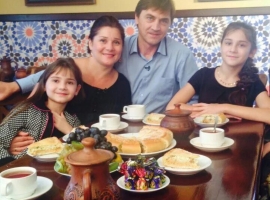 Бездә кунакта - Энҗе һәм Илфат Камалиевлар