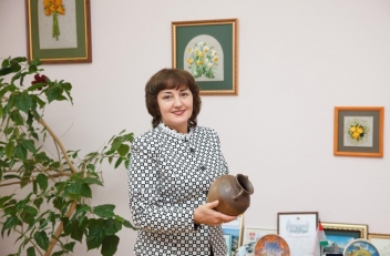 Раушания Сәүбәнова белән очрашуга чакырабыз