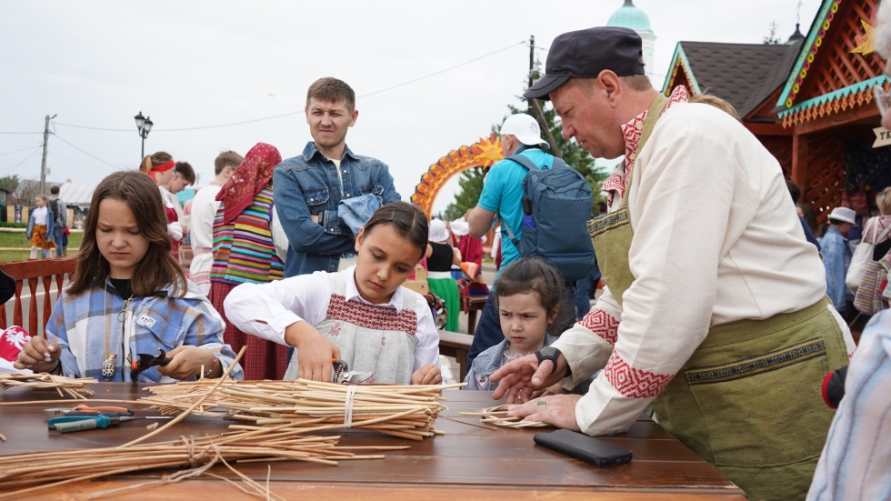 Прославь свою семью на конкурсе «Семья мастеровая»!