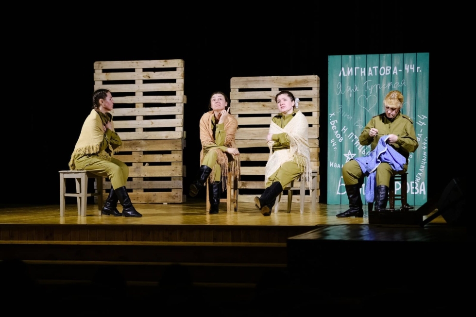 «Милли кунакханә» студиясендә - «Триумф» халык театры җитәкчесе һәм режиссеры Рөстәм Әхмәдуллин