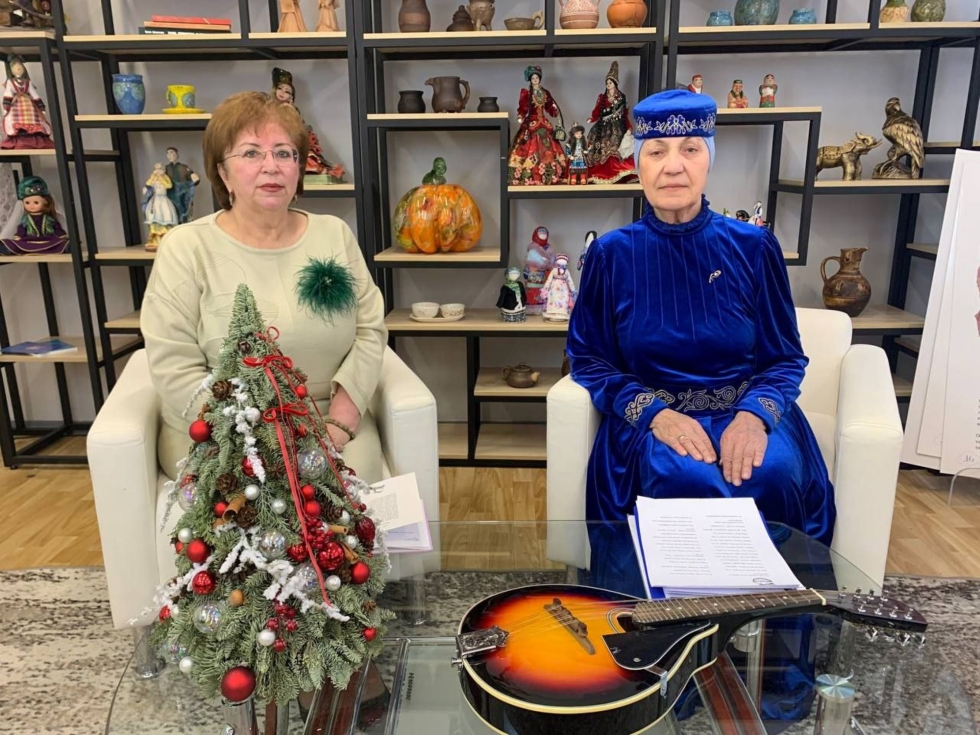 2025 елны шагыйрә, мөгаллимә Суфия Мостафина белән йомгаклыйбыз