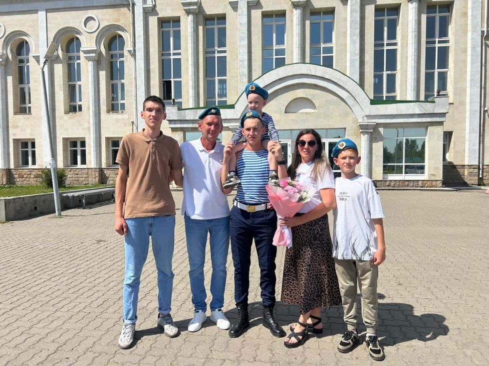 «Гаилә елы» уңаеннан бездә кунакта - Зөлфинә һәм Илназ Хуҗиннар