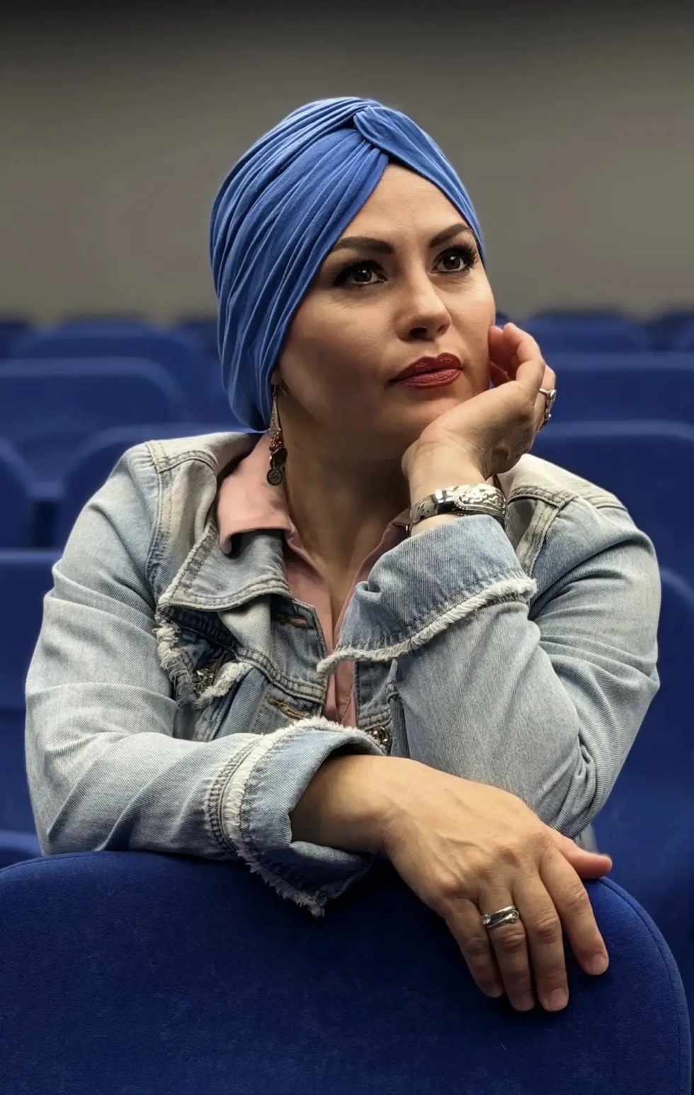 Бездә кунакта – Апас халык театры режиссеры Земфира Мөхәммәтшина