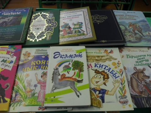 Балалар китабы көнендә шагыйрә Йолдыз Шәрәпова белән сөйләшәбез