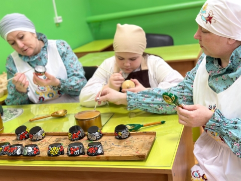 В Сабинском районе начала работу мастерская «Сабинские узоры»