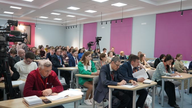 В КФУ проходит межрегиональная научно-практическая конференция марафона событий «Подвиг в тылу»