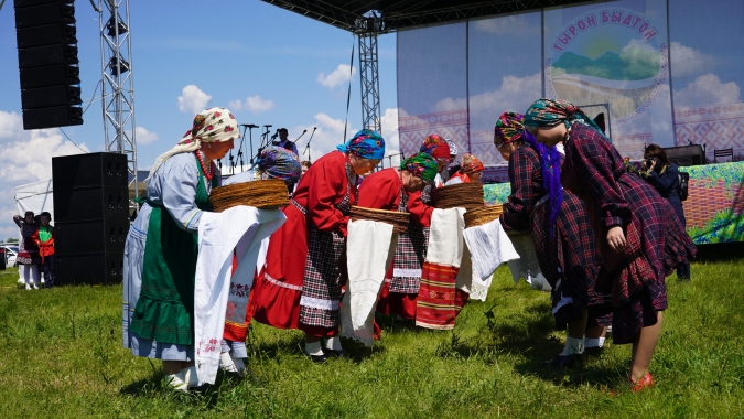 Республиканский праздник удмуртской культуры «Гырон быдтон» 