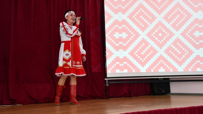​​​​​​​Год педагога и наставника в Аксубаево открыли проектом «Весь этот мир творит учитель»