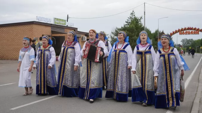 Участники праздника «Каравон»