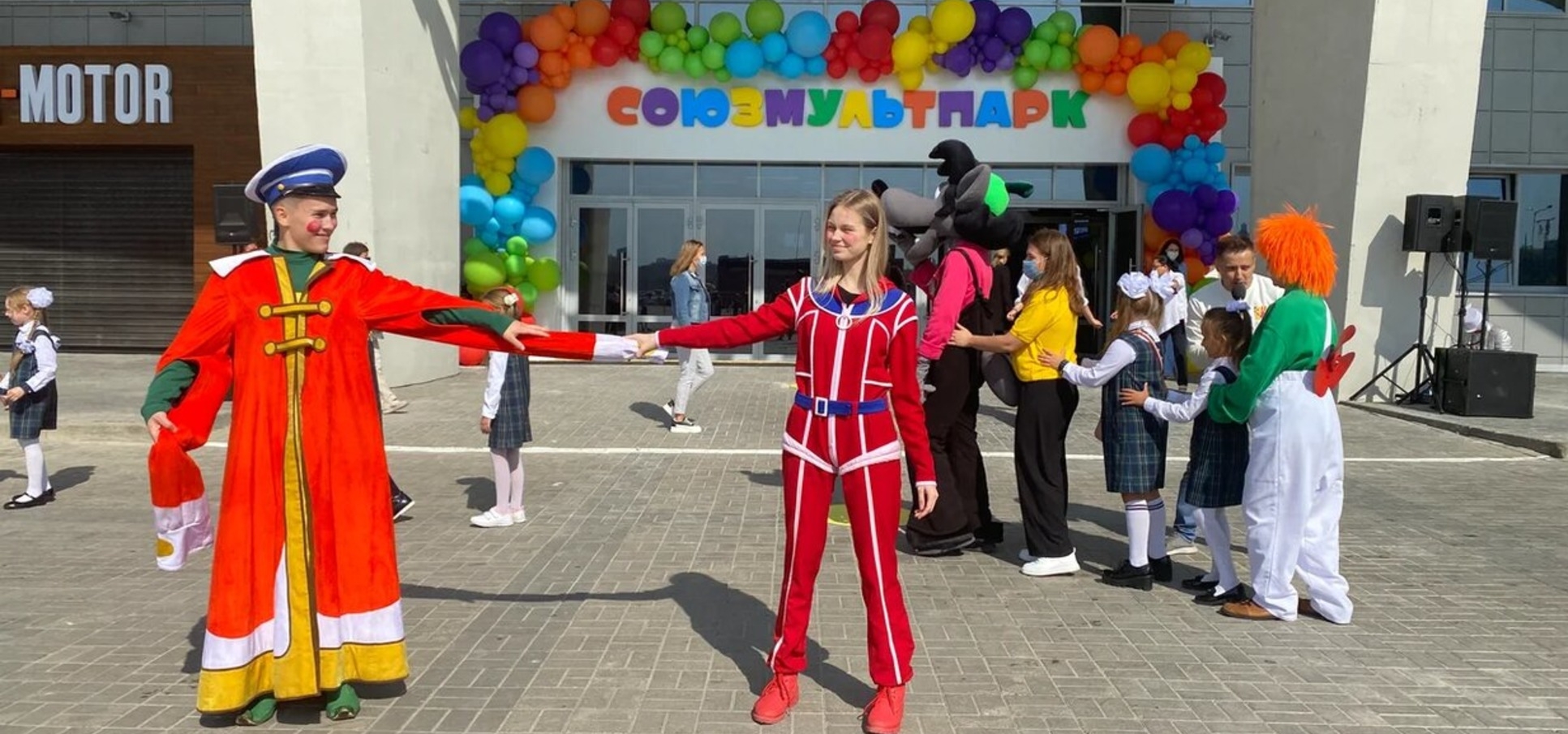 «UenFest» принял участие в открытии «Союзмультпарка»