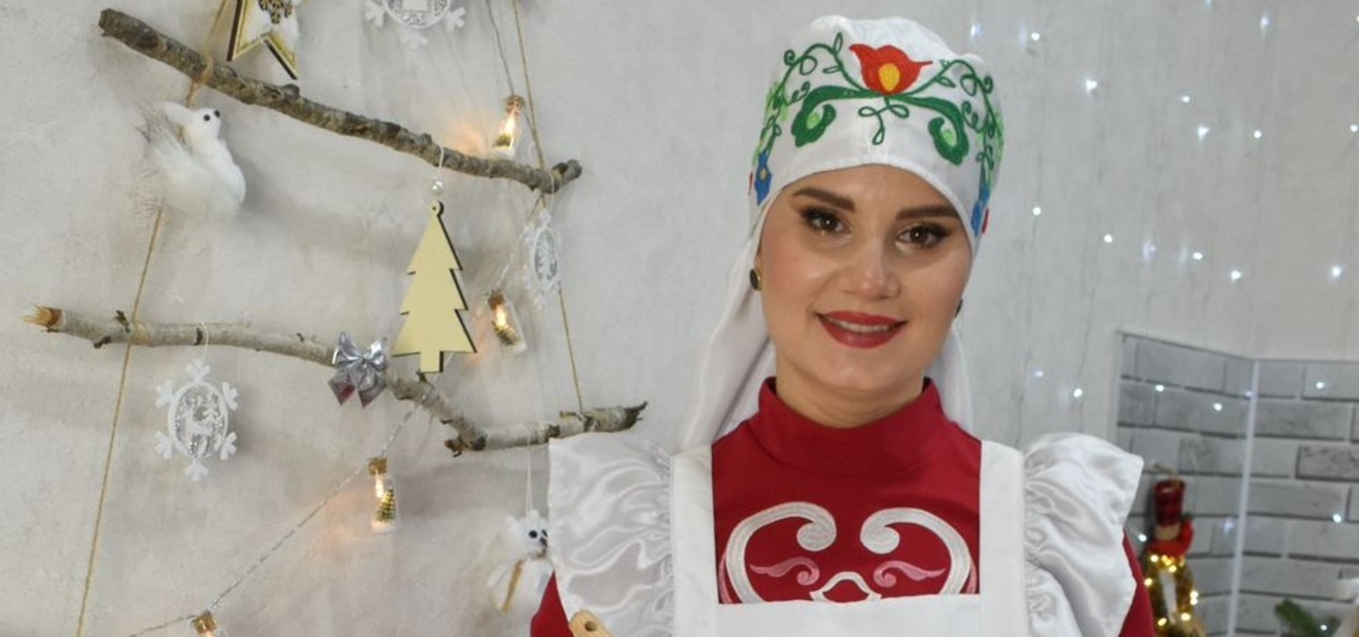 Эльмира Камалиева аш-су әзерләү серләре белән уртаклаша