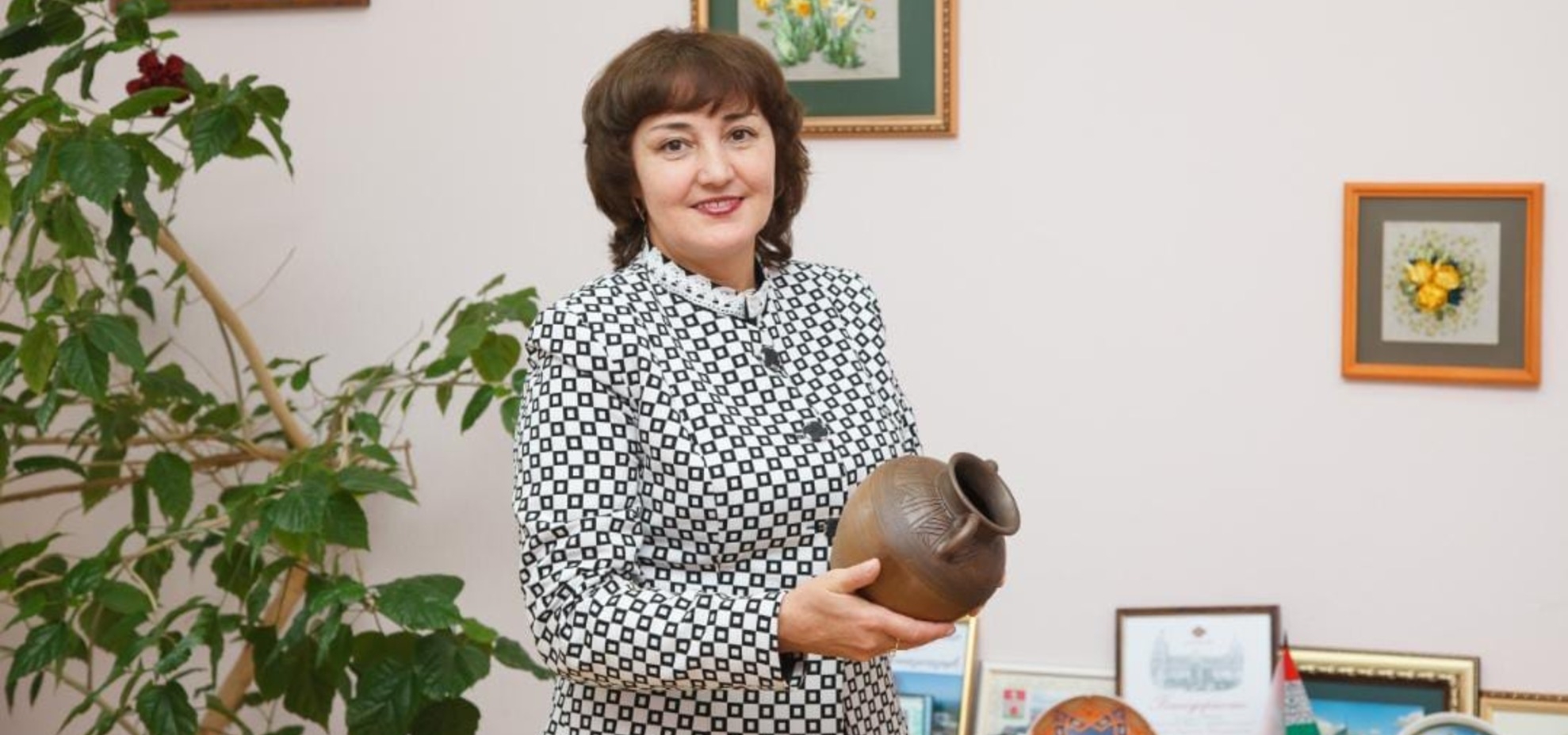 Раушания Сәүбәнова белән очрашуга чакырабыз