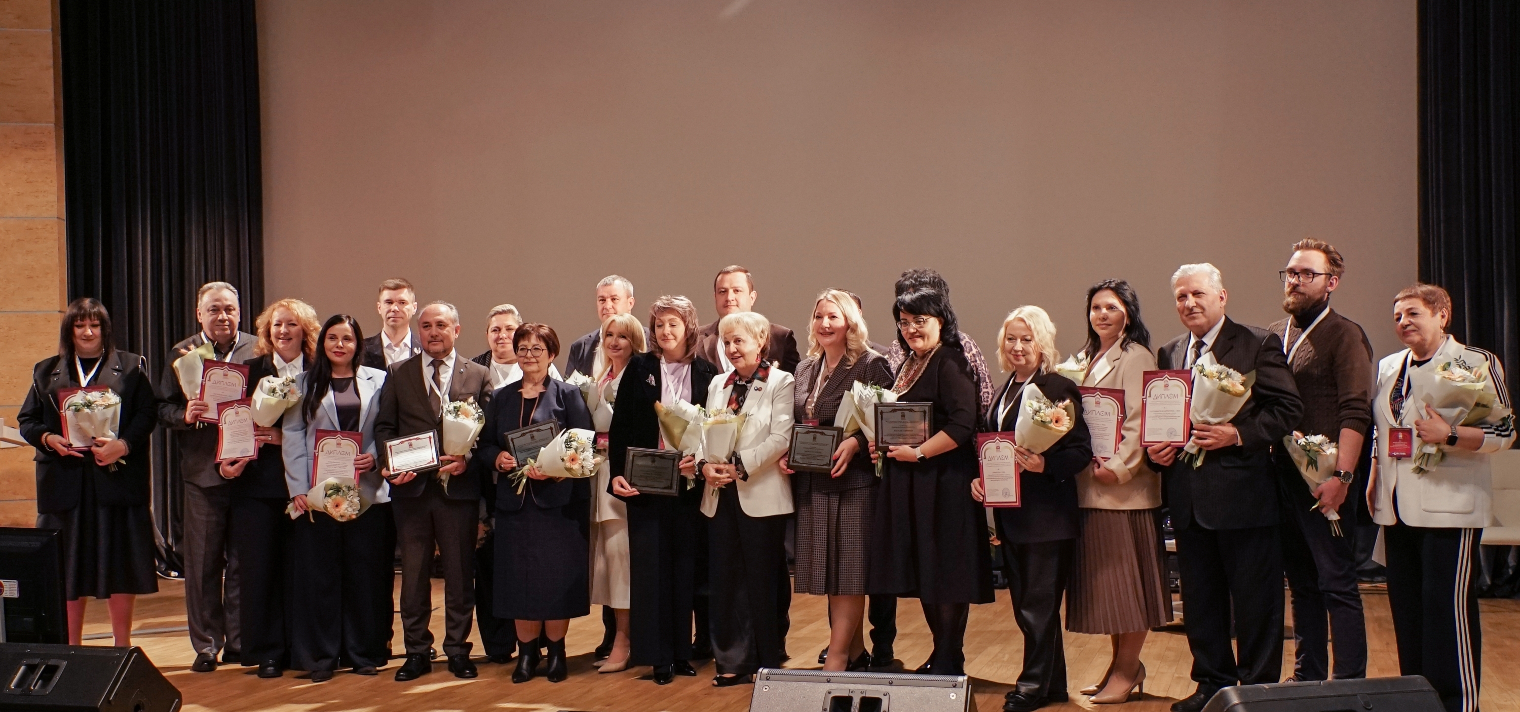 ГБУ «Таткультресурсцентр» стал победителем всероссийского смотра-конкурса на звание «Лучший дом (центр) народного творчества России»