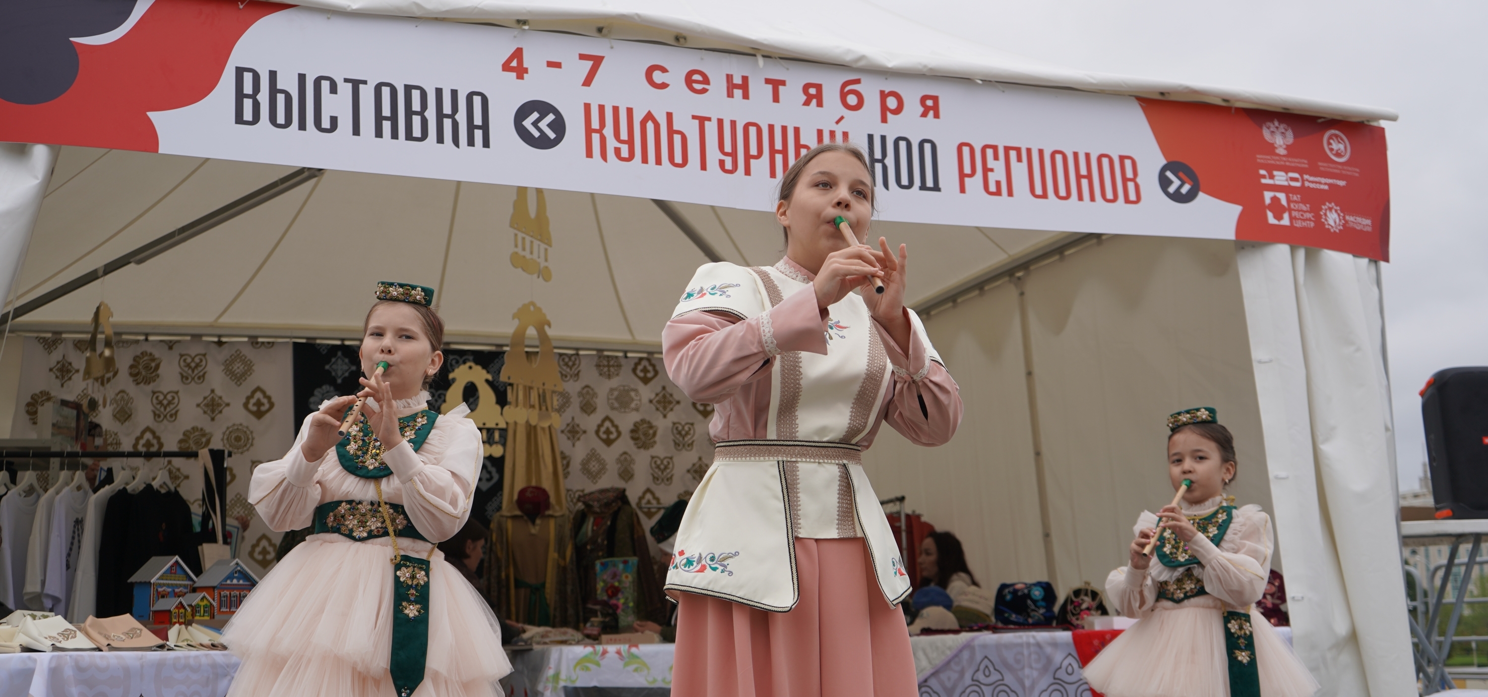 На прошедшей в Казани выставке «Культурный код регионов» приняли участие более 60 мастеров