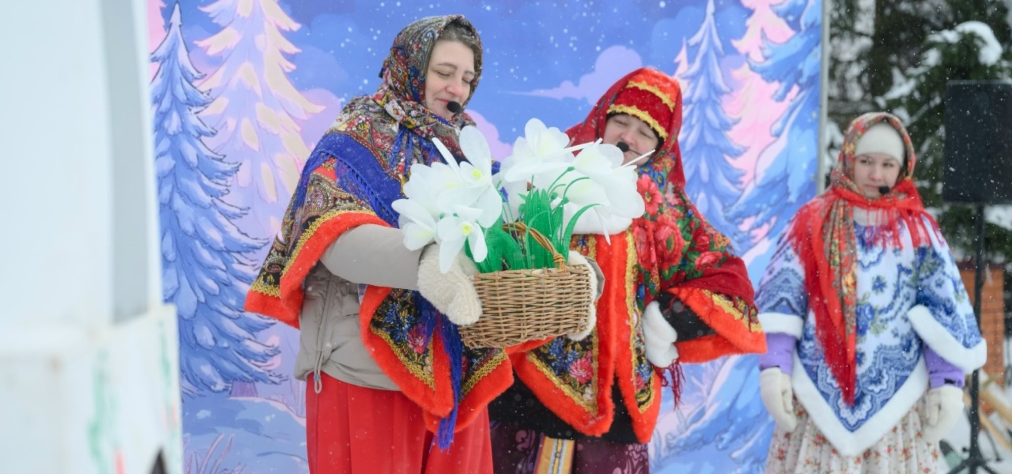 В Тетюшах показали представление «У Тетюшских берегов сказка добрая живет»