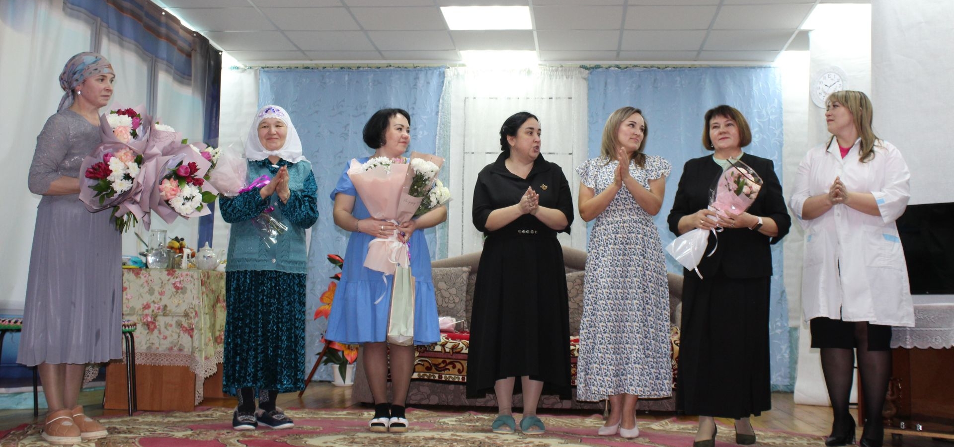 Теләче районында үзешчән һәм халык театрлары смотр-конкурсы бара