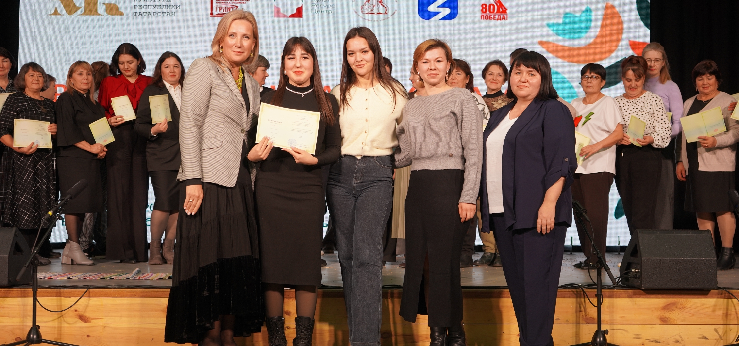 В ходе Школы молодого фольклориста обсудили современные подходы к изучению исторической памяти и ее отражение в фольклоре