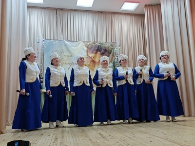 Әниләр көне